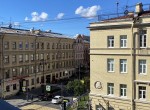 Продажа квартиры с парковкой в центре Санкт-Петербурга.